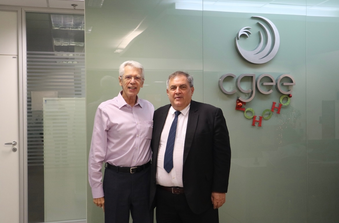 Diretor-presidente do CGEE, Fernando Rizzo, e ministro da Ciência, Tecnologia e Inovações, Paulo Alvim. 