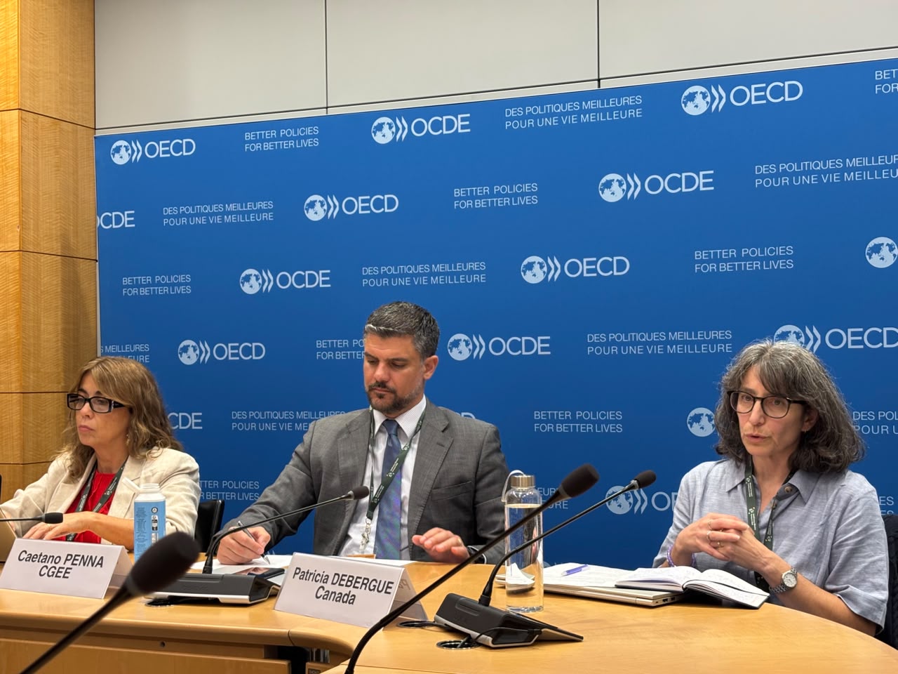Diretor do CGEE modera debates sobre competitividade, escalonamento e saúde em conferência da OCDE sobre missões